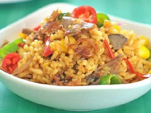 Nasi Goreng Panorama: Rasa yang Menghanyutkan di Jantung Cilacap